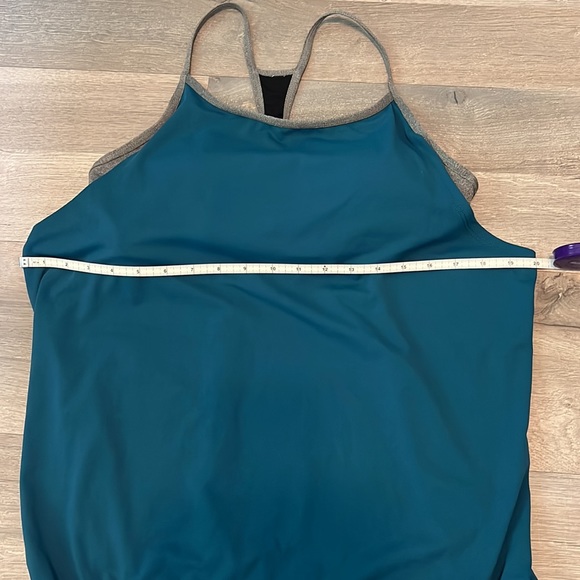 Fabletics Bottom Tie Tank Top with Built-in Sports Bra - Picture 6 of 8